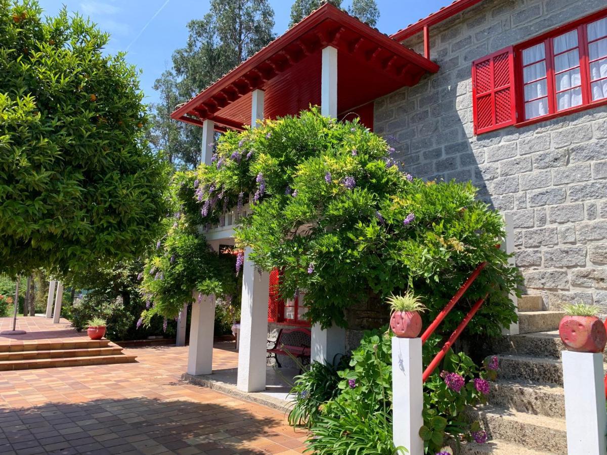 Vila Aurora Parada de Gatim 外观 照片