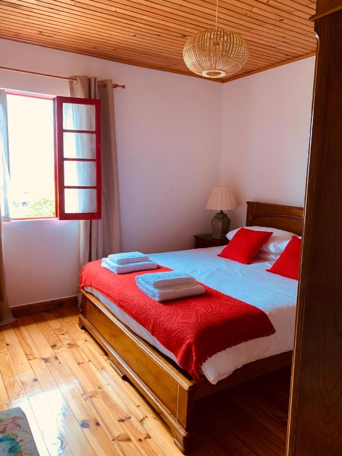 Vila Aurora Parada de Gatim 外观 照片