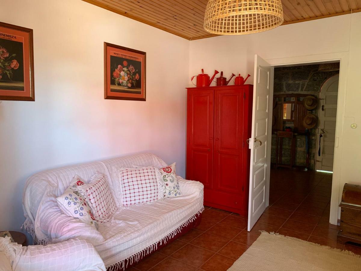 Vila Aurora Parada de Gatim 外观 照片